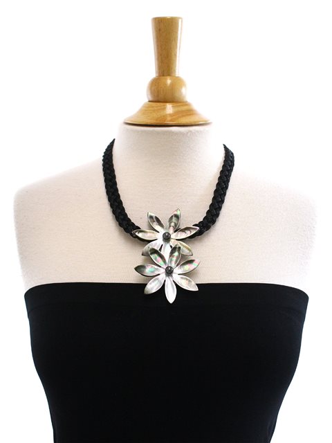  Tuimiyisou Pearl Necklace Flower Pendant Long Neck Chain  Layered Pearl Beaded Costume Necklace Black Jewelry-Necklace Series :  ביגוד, נעליים ותכשיטים