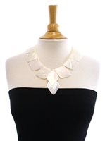 10-Diamond Shape White Cabebe Tahitian Shell Necklace
