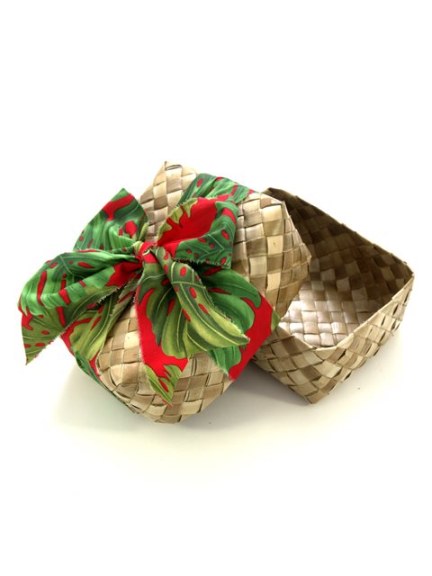 Lauhala Weaved Gift 12"x10"x4" Box Hawaiian Basket Keepsake Hawaii Hula Supply N 